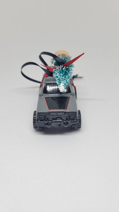 SpeedTails Ornament for Jeep Wagoneer | Christmas Gifts 2023