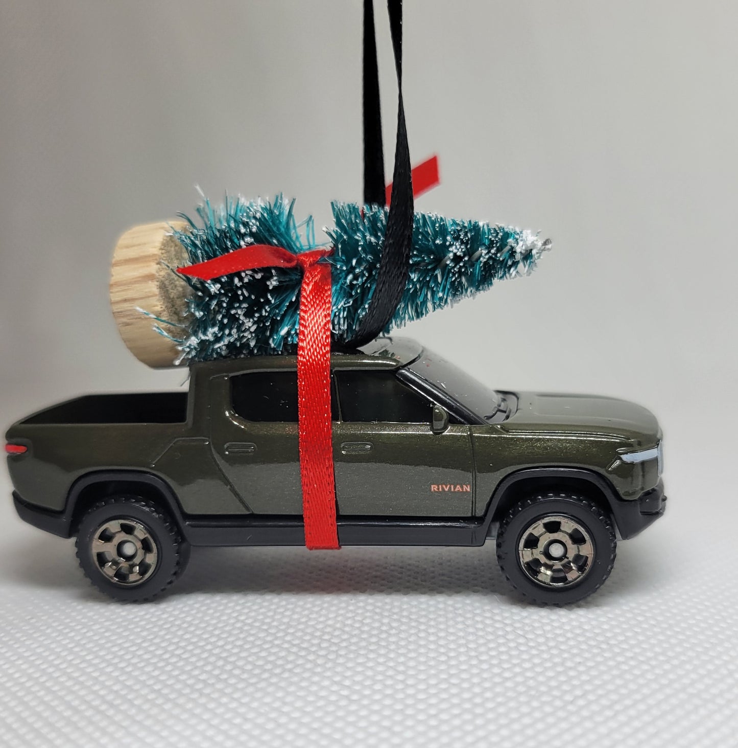 3" Christmas Ornament with Tree for Rivian R1T Electric Truck Owners by Speedtails | Gift Ideas for Rivian