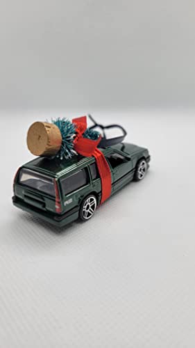 SpeedTails Christmas Ornaments – 3" Christmas Ornament with Tree for Volvo 850 Estate Wagon Owners by Speedtails | Gift Ideas for Volvo 850 Estate Wagon