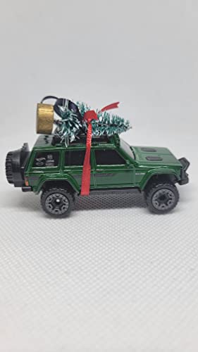 SpeedTails Christmas Ornaments – 3" Christmas Ornament with Tree for 95 Jeep Cherokee Owners by Speedtails | Gift Ideas for 95 Jeep Cherokee