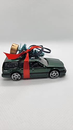 SpeedTails Christmas Ornaments – 3" Christmas Ornament with Tree for Volvo 850 Estate Wagon Owners by Speedtails | Gift Ideas for Volvo 850 Estate Wagon