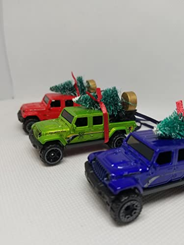 SpeedTails Christmas Truck Ornament with Tree for Blue, Green, Tan or Red Jeep Gladiator owners (Green)