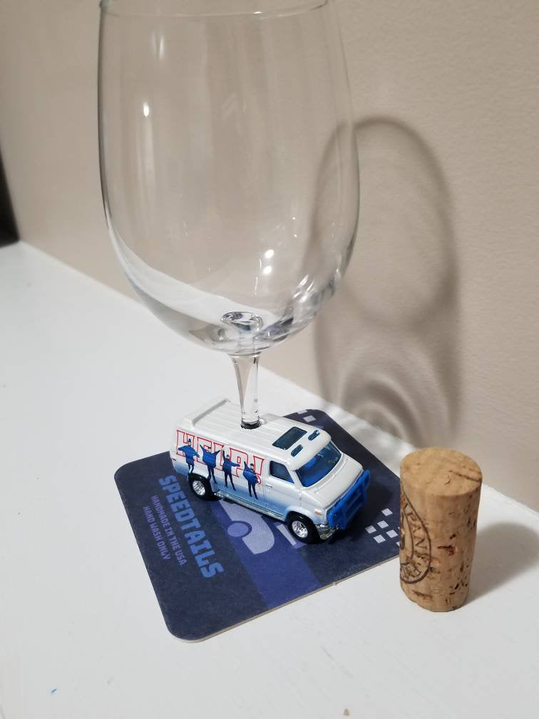 Beatles Gifts Wine Glasses, Unique Gifts , Christmas Gift Ideas by @SpeedTails