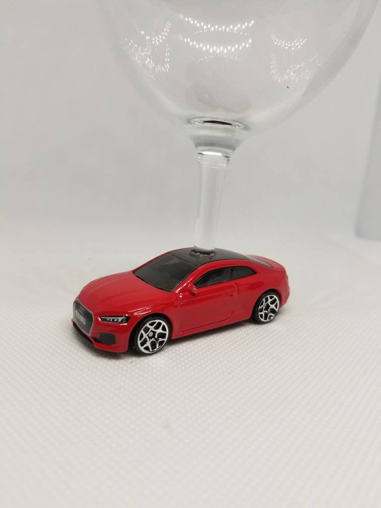 Audi Unique Gifts, Wine Glasses, Birthday Gift, Unique Wedding Gift, Christmas Gift Idea by @SpeedTails