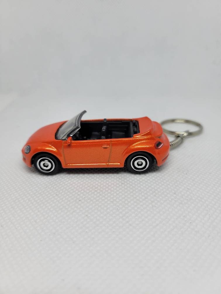 3d Diecast Keychain for Volkswagen Beetle Convertible (orange)