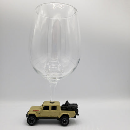 12oz Custom Wine Glass for Jeep Gladiator - Unique Wine Gifts by SpeedTails