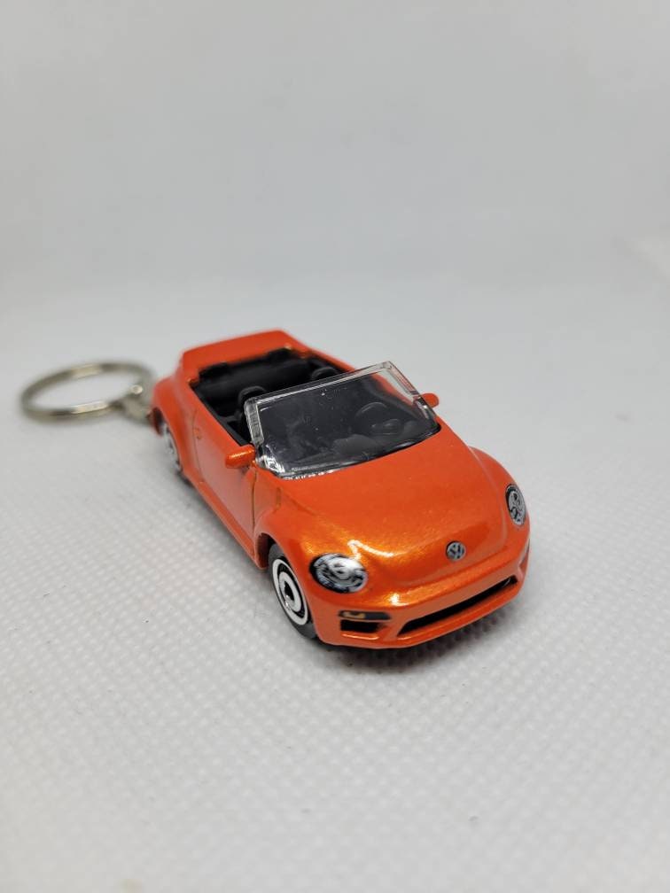 3d Diecast Keychain for Volkswagen Beetle Convertible (orange)