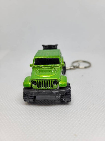 3d Diecast Keychain for Jeep Gladiator (green)