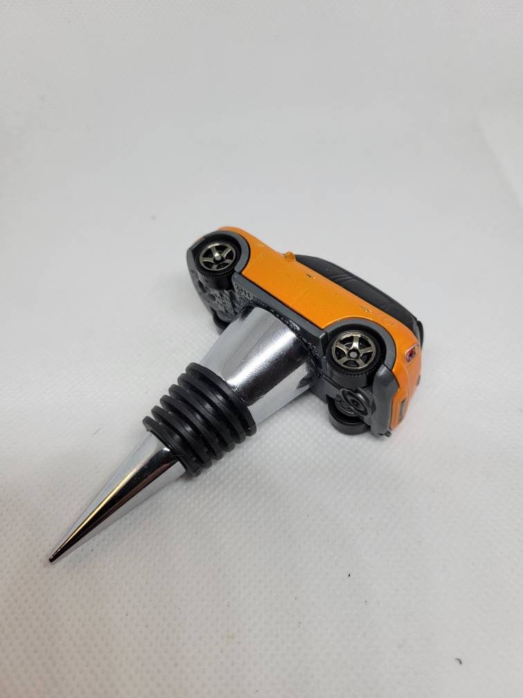 Wine bottle stopper for Mini Countryman (orange) - Unique Wine Gifts by SpeedTails